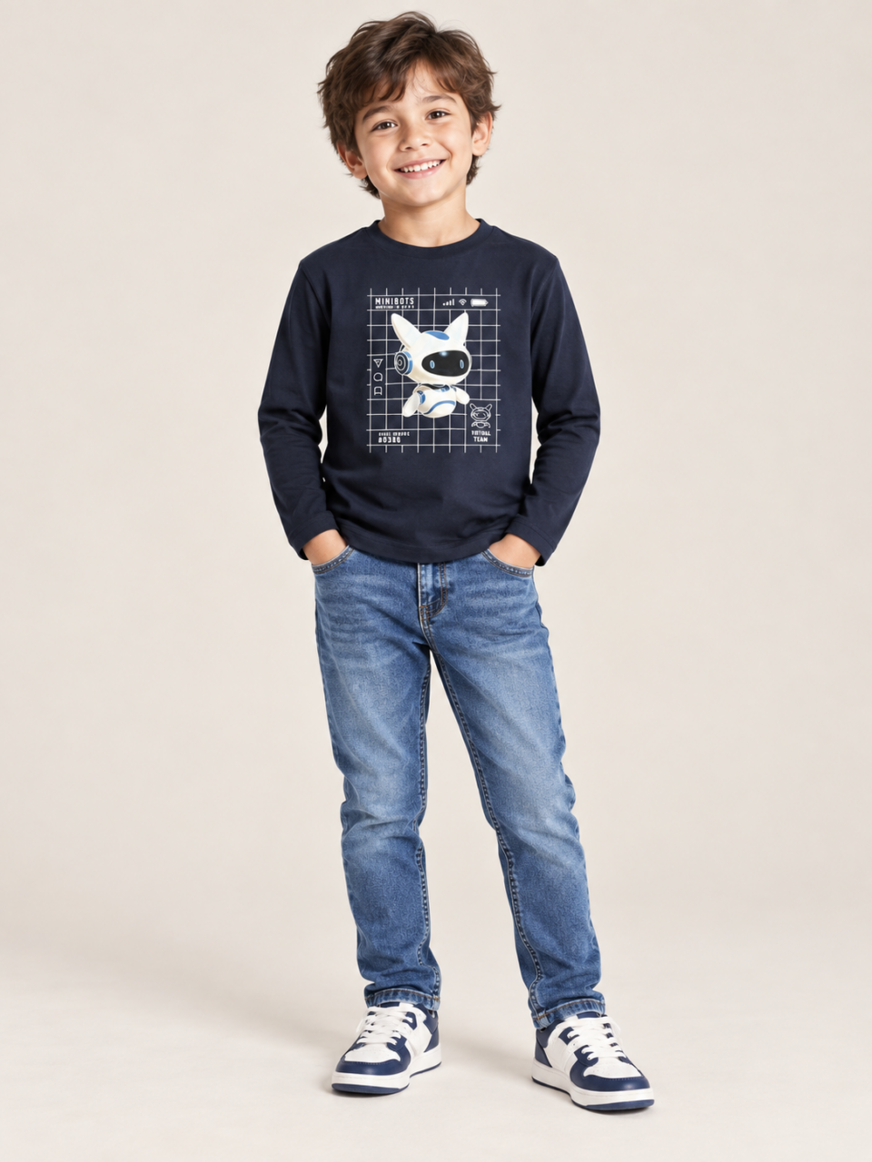 T-Shirt m/l Blu In Caldo Cotone Con Minibot Che Si illumina Al Buio  Mayoral a/i 2026.